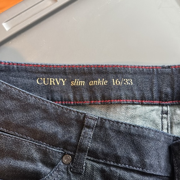 Talbots NWT Slim Ankle Curve Jeans Dark Wash Size 16/33 - Picture 9 of 11